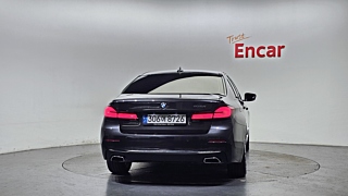 BMW 5-SERIES G30 2021