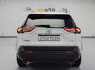 TOYOTA RAV4 2019