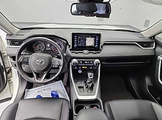 TOYOTA RAV4 2019