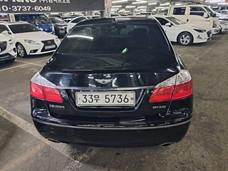 HYUNDAI GENESIS 2010