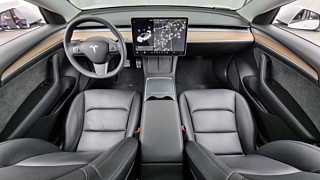 TESLA MODEL 3 2021