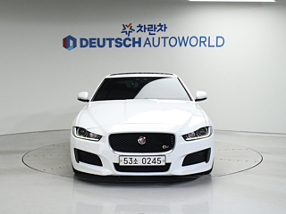 JAGUAR XE 2016