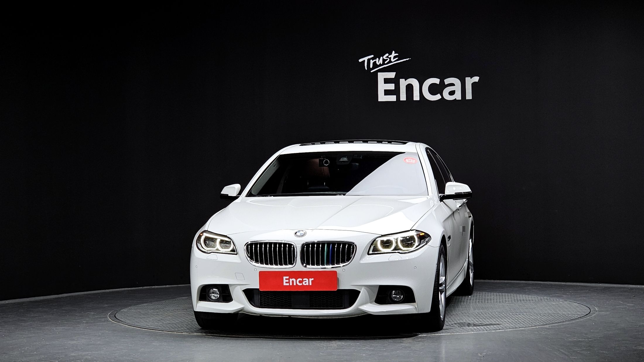 BMW 5-SERIES F10 2016