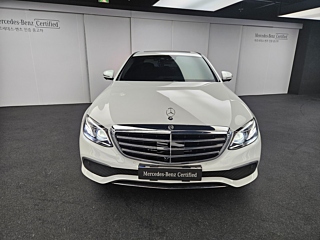 MERCEDES BENZ E-CLASS W213 2020