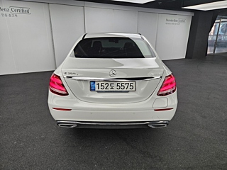 MERCEDES BENZ E-CLASS W213 2020