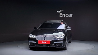 BMW 7-SERIES G11 2016