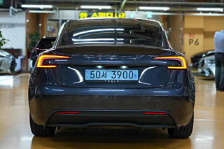 TESLA MODEL 3 2025