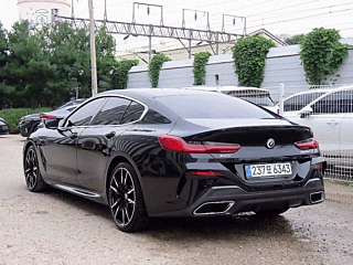 BMW 8-SERIES G15 2022