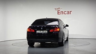 BMW 5-SERIES F10 2016