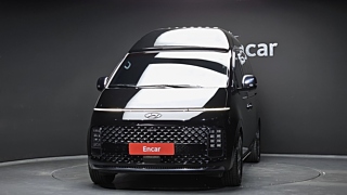 HYUNDAI STARIA 2023