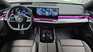 BMW 5-SERIES G60 2025