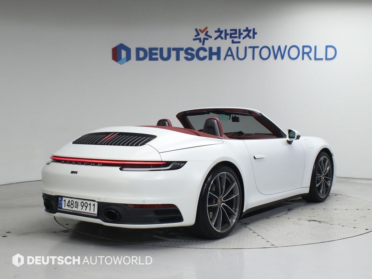 PORSCHE 911 992 2024