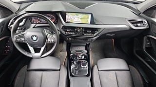 BMW 1-SERIES F40 2020