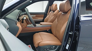 GENESIS GV70 2023