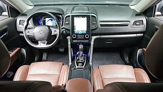 SAMSUNG QM6 2017