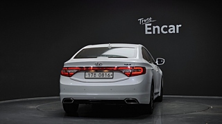 HYUNDAI GRANDEUR HG HYBRID 2016