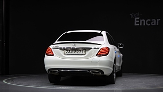 MERCEDES BENZ C-CLASS W205 2018