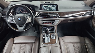 BMW 7-SERIES G11 2017