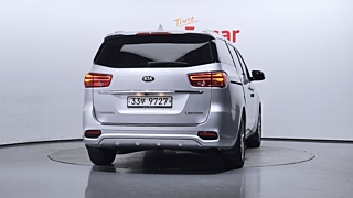 KIA CARNIVAL 2019
