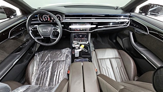 AUDI A8 D5 2020