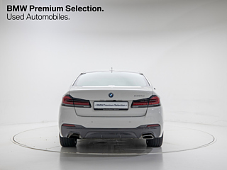 BMW 5-SERIES G30 2022