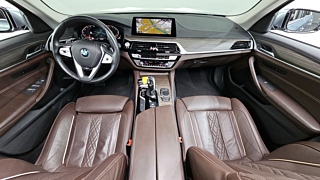 BMW 5-SERIES G30 2020
