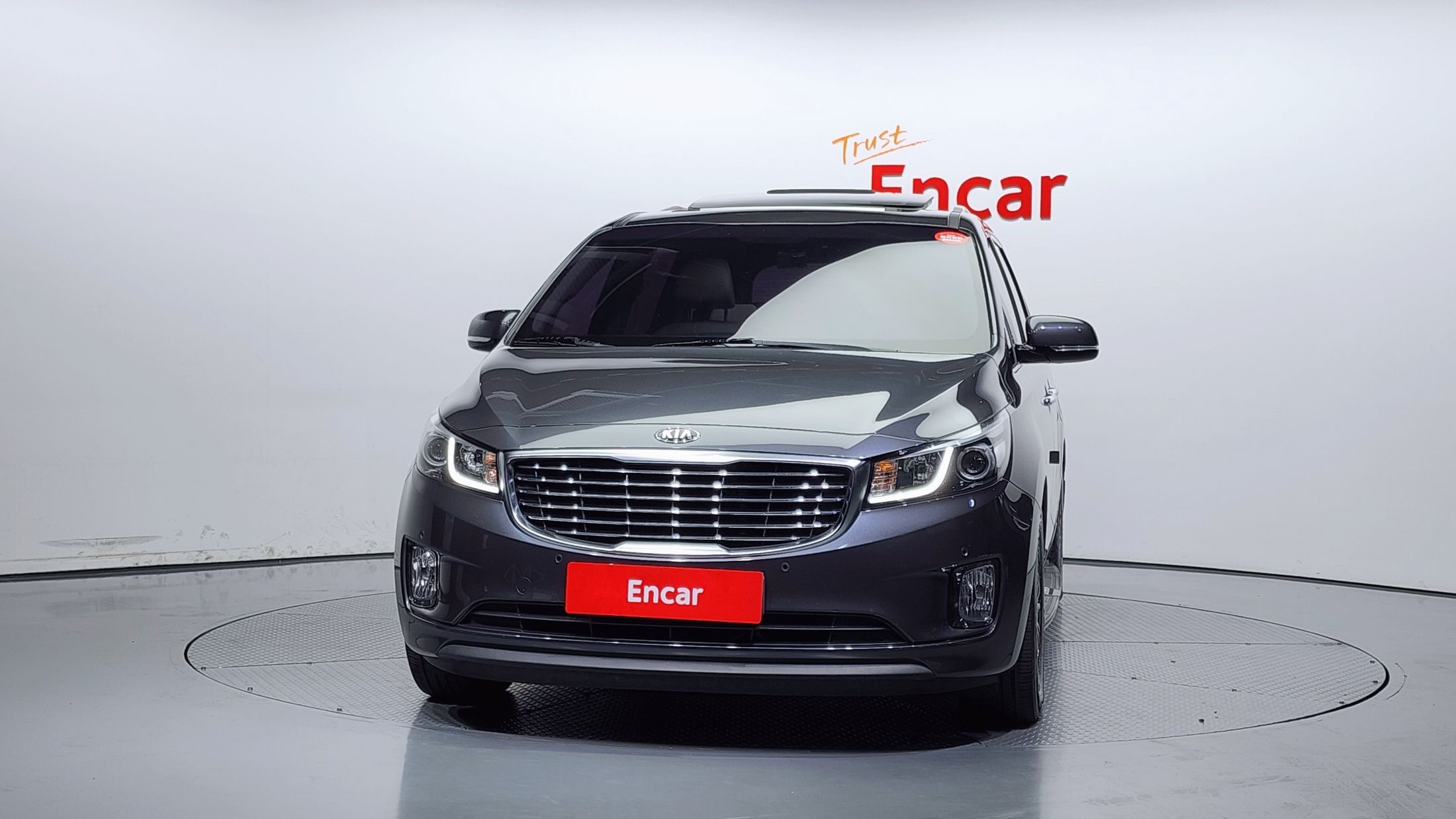 KIA CARNIVAL 2017