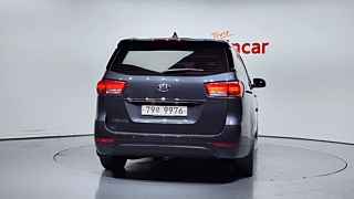 KIA CARNIVAL 2017
