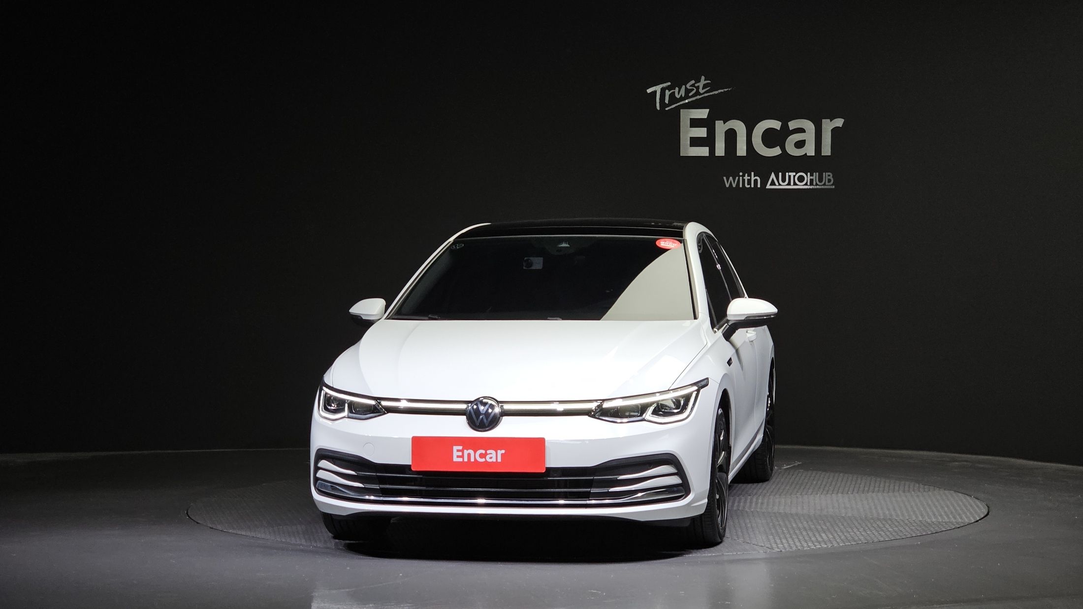 VOLKSWAGEN GOLF 2023