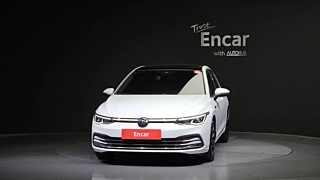 VOLKSWAGEN GOLF 2023