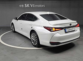 LEXUS ES300H 2023