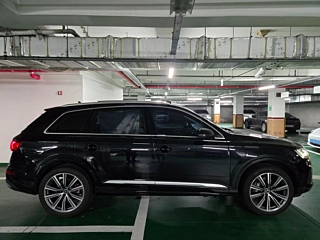 AUDI Q7 4M 2021