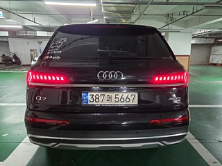 AUDI Q7 4M 2021