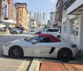 PORSCHE 718 BOXSTER 2018