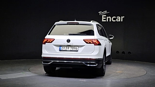 VOLKSWAGEN TIGUAN 2021