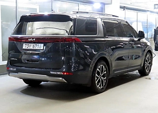 KIA CARNIVAL 2021
