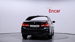 BMW 5-SERIES G30 2017