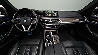 BMW 5-SERIES G30 2017