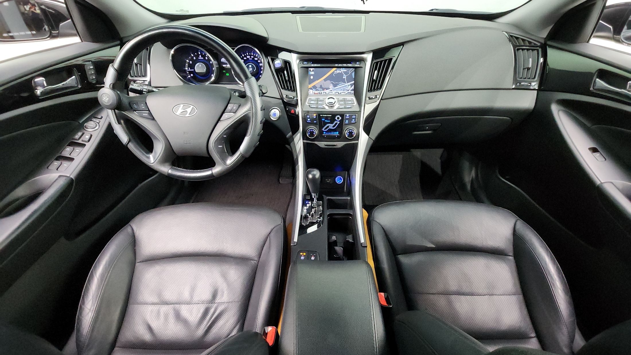 HYUNDAI SONATA YF 2010
