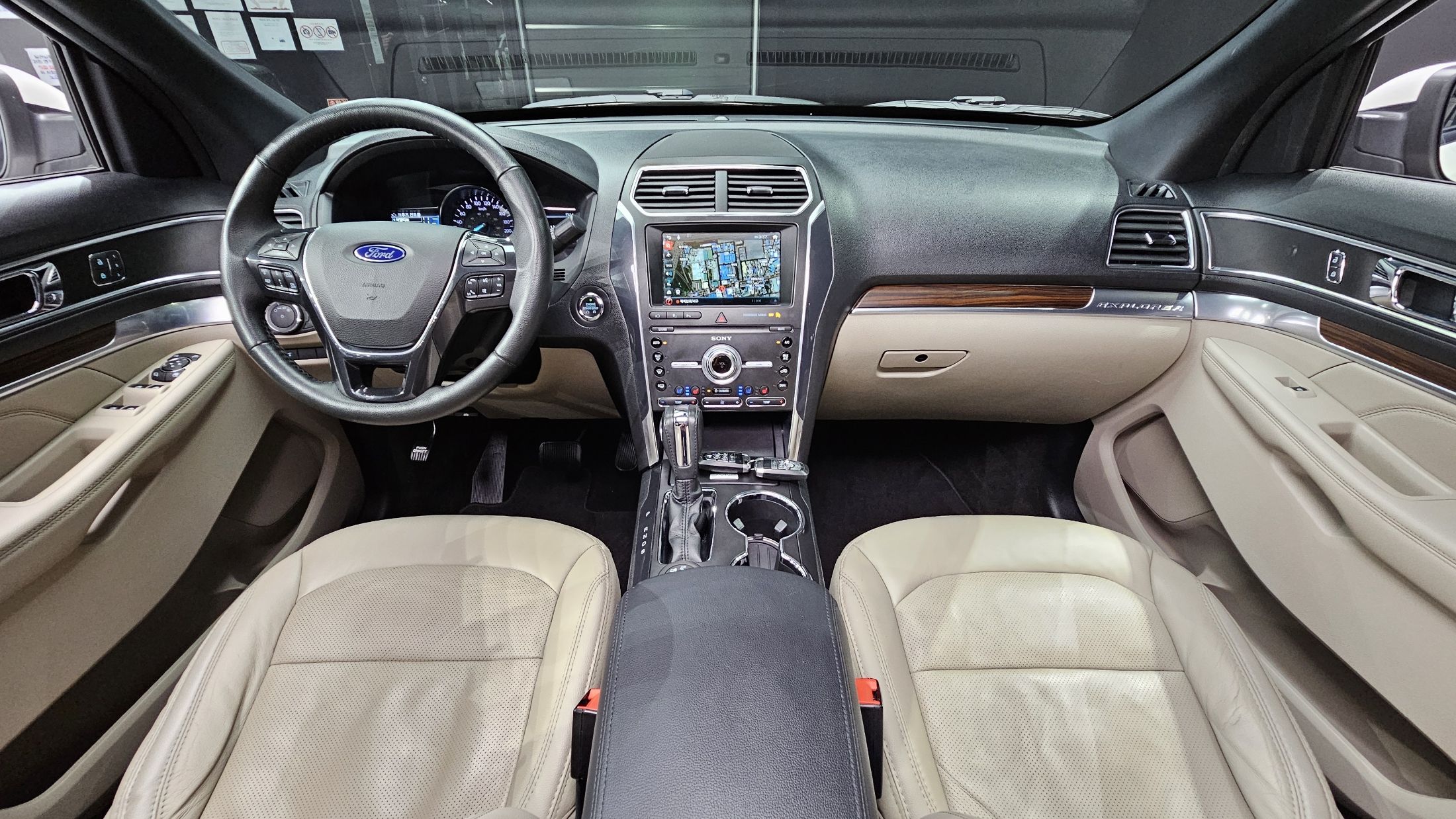 FORD EXPLORER 2019
