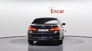 BMW 5-SERIES G30 2018