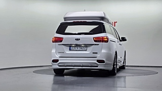 KIA CARNIVAL 2018