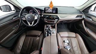 BMW 5-SERIES G30 2020