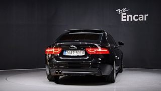 JAGUAR XE 2019