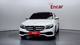 MERCEDES BENZ E-CLASS W213 2019
