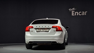 VOLVO S60 2018