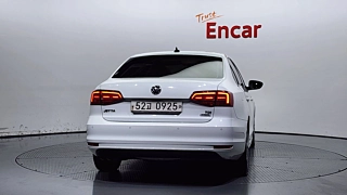 VOLKSWAGEN JETTA 2016