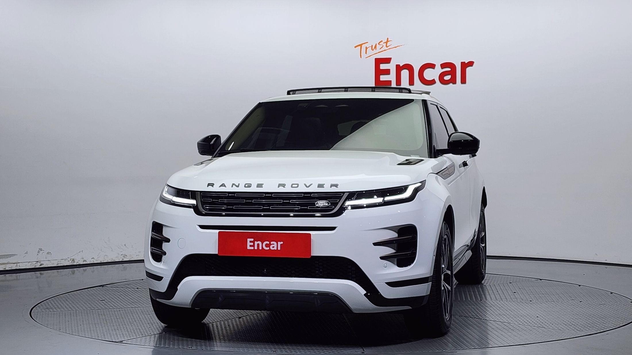 LAND ROVER RANGE ROVER EVOQUE 2024