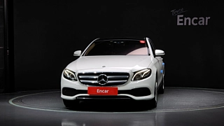 MERCEDES BENZ E-CLASS W213 2017