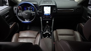 SAMSUNG QM6 2020